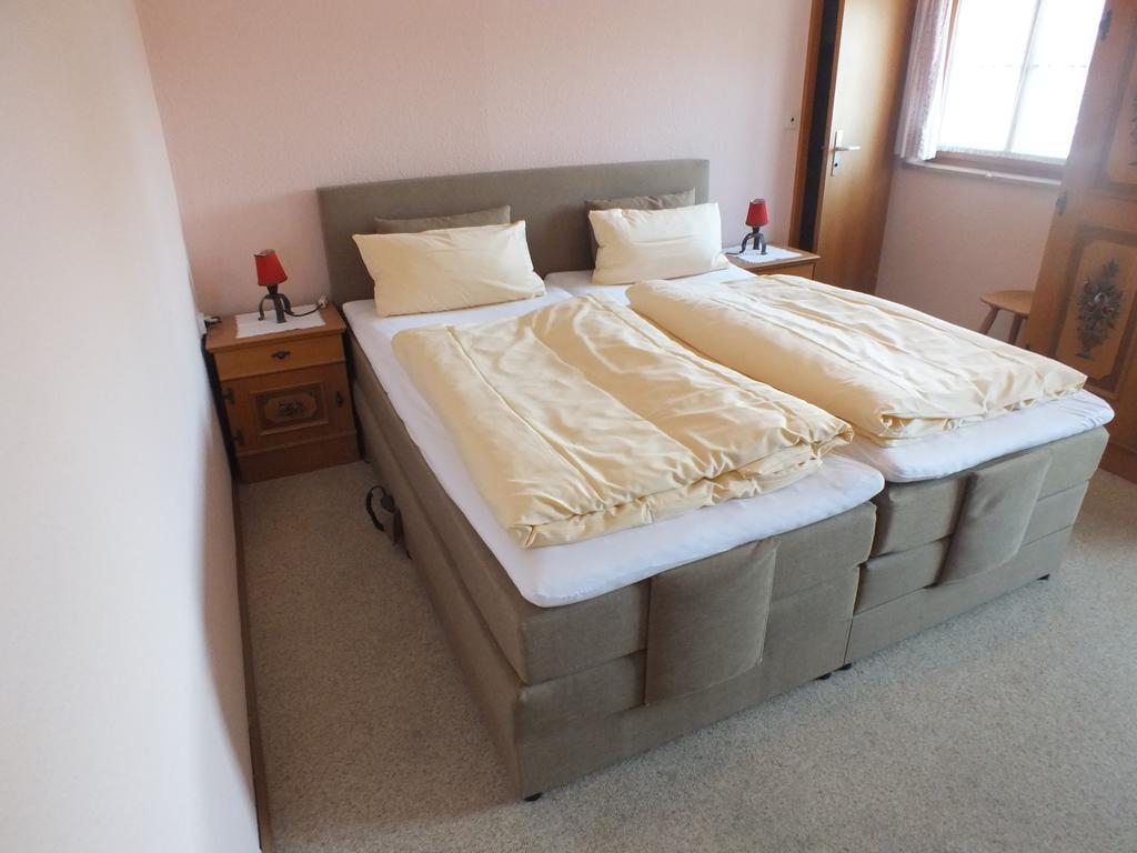 Pension Blauer Gamsbock Киферсфельден Номер фото