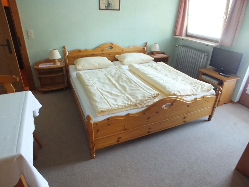 Pension Blauer Gamsbock Киферсфельден Номер фото